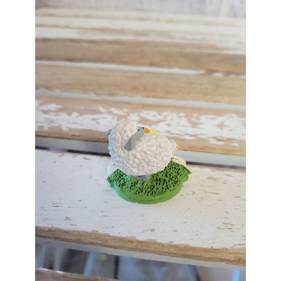 Chick duck mini easter figurine village ornament - Picture 3 of 6